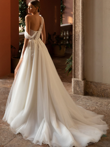 Svatební šaty Svatební šaty - Leira