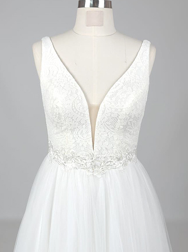 Svatební šaty Svatební šaty - Delta